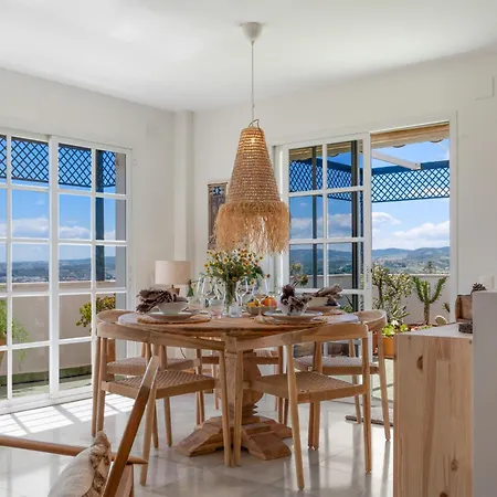 아파트 Penthouse Seaview Ref #103